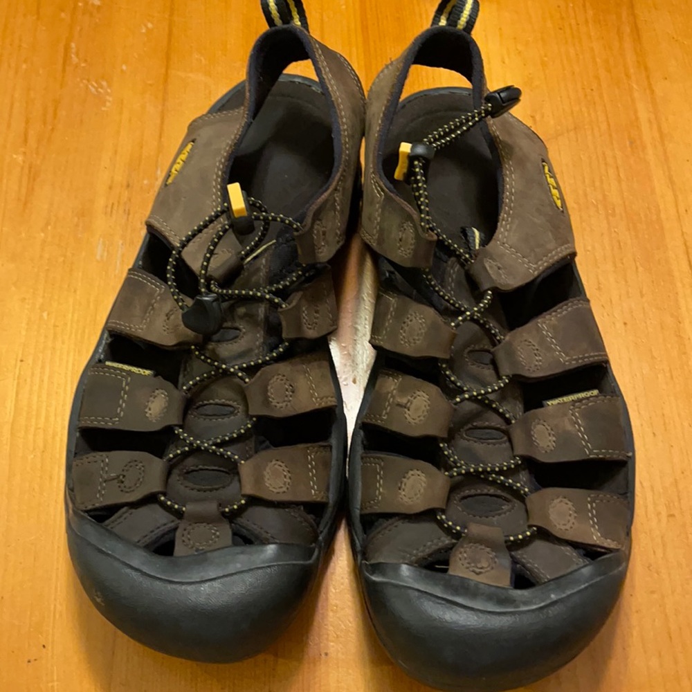 Men’s Keen Shoes